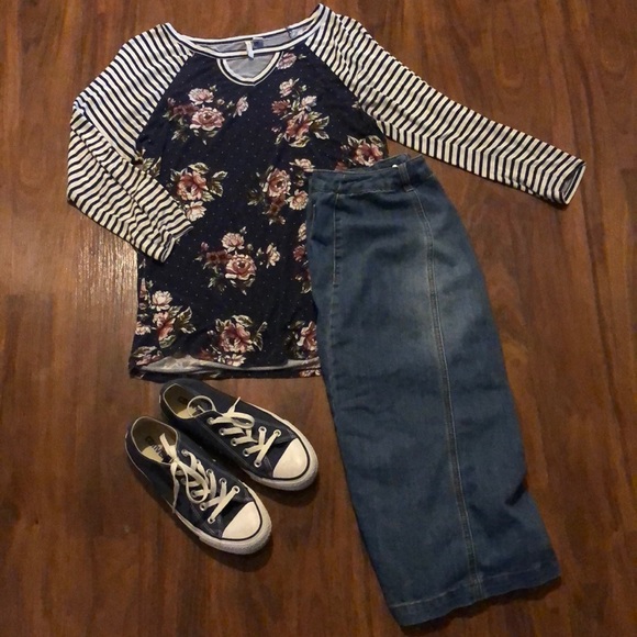 Tops - Striped and floral baseball tee